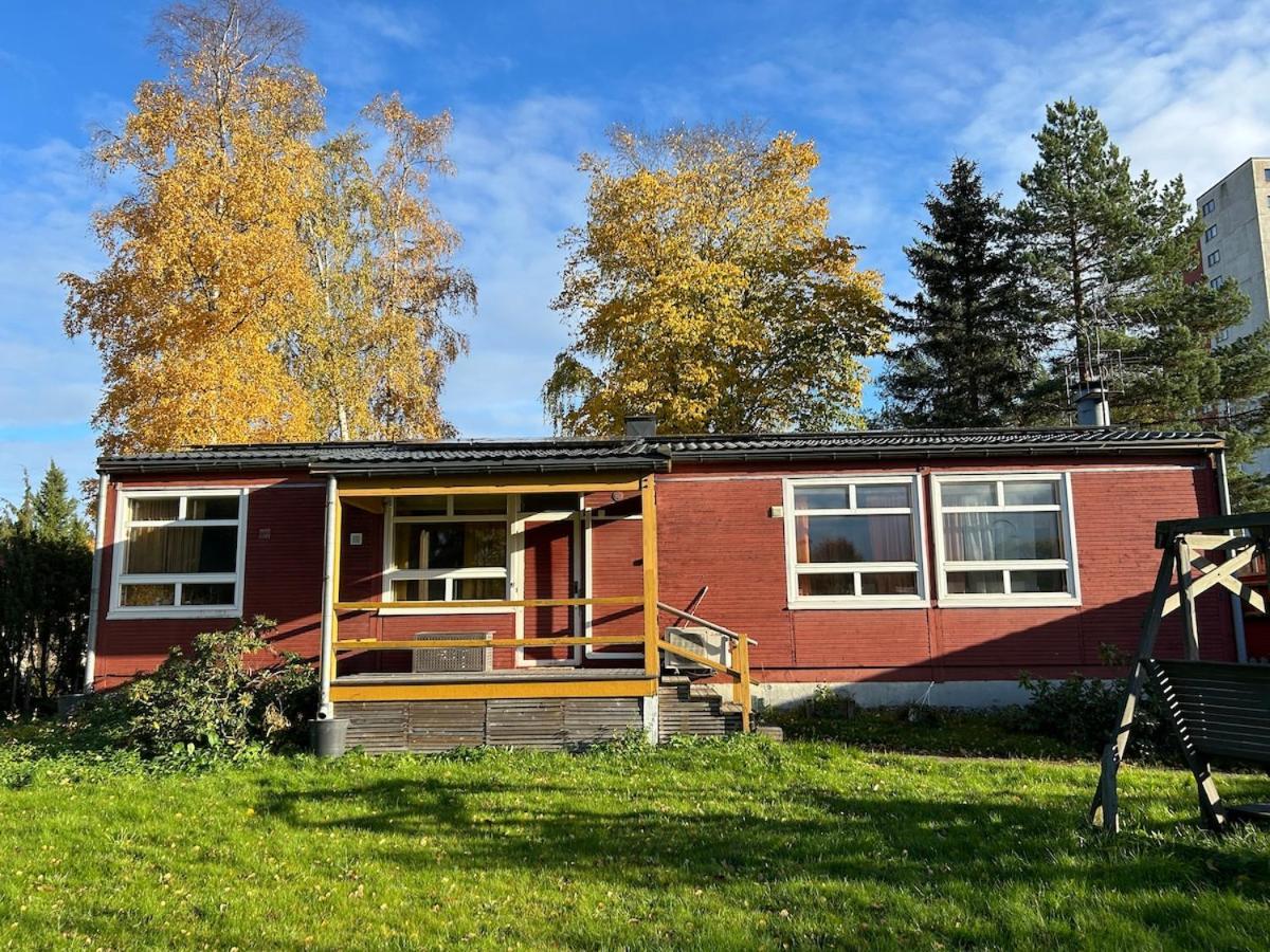 Bungalow House Flat In Rekola 33M2 Vantaa Zewnętrze zdjęcie
